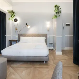  Appartamento Italianway - Garigliano 4 Flat Italia