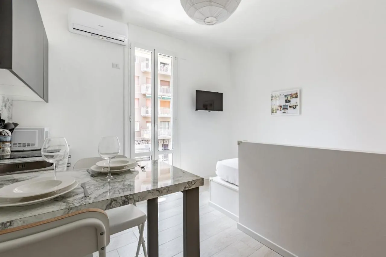 Bright Apt 600Mt From Viale Zara! Milão 0*,